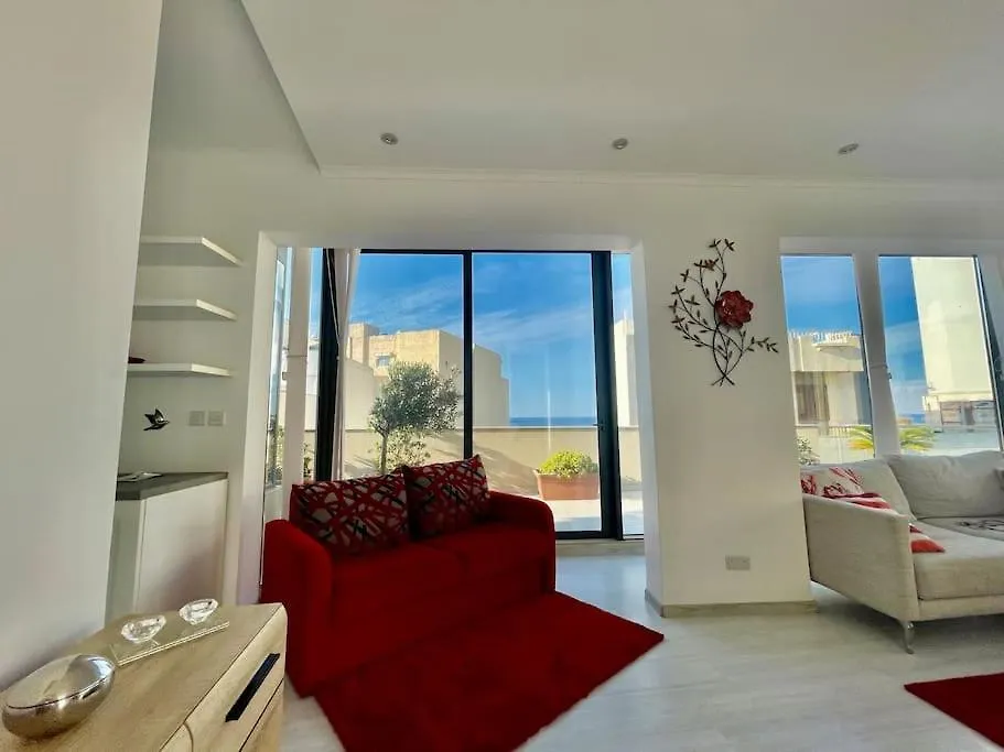 Sea View Penthouse In Tas-Sliema Apartment Sliema